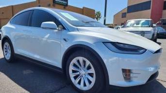 TESLA MODEL X 2019 5YJXCDE27KF140591 image